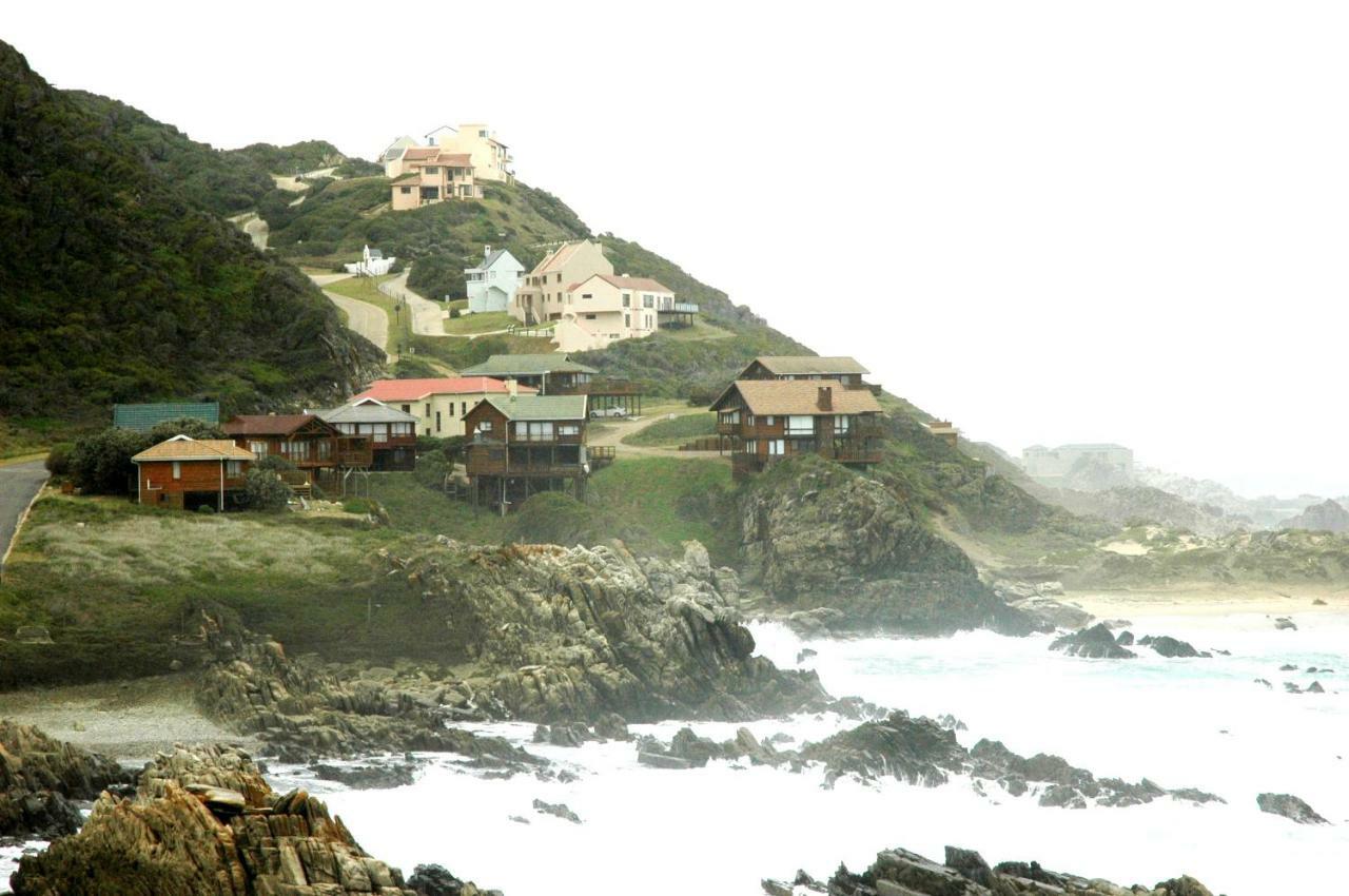 Dis Al Villa Oubosrand Exterior photo